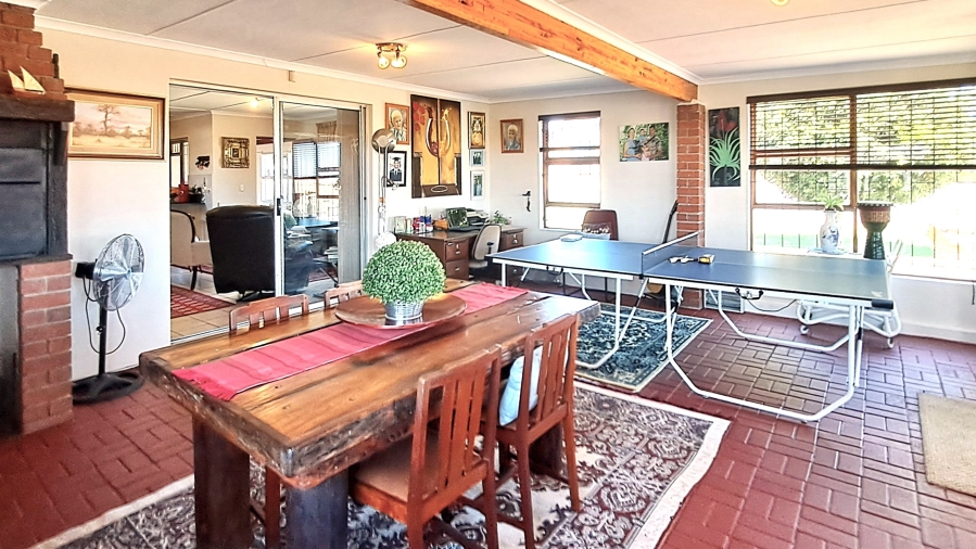 3 Bedroom Property for Sale in Vredenburg Western Cape